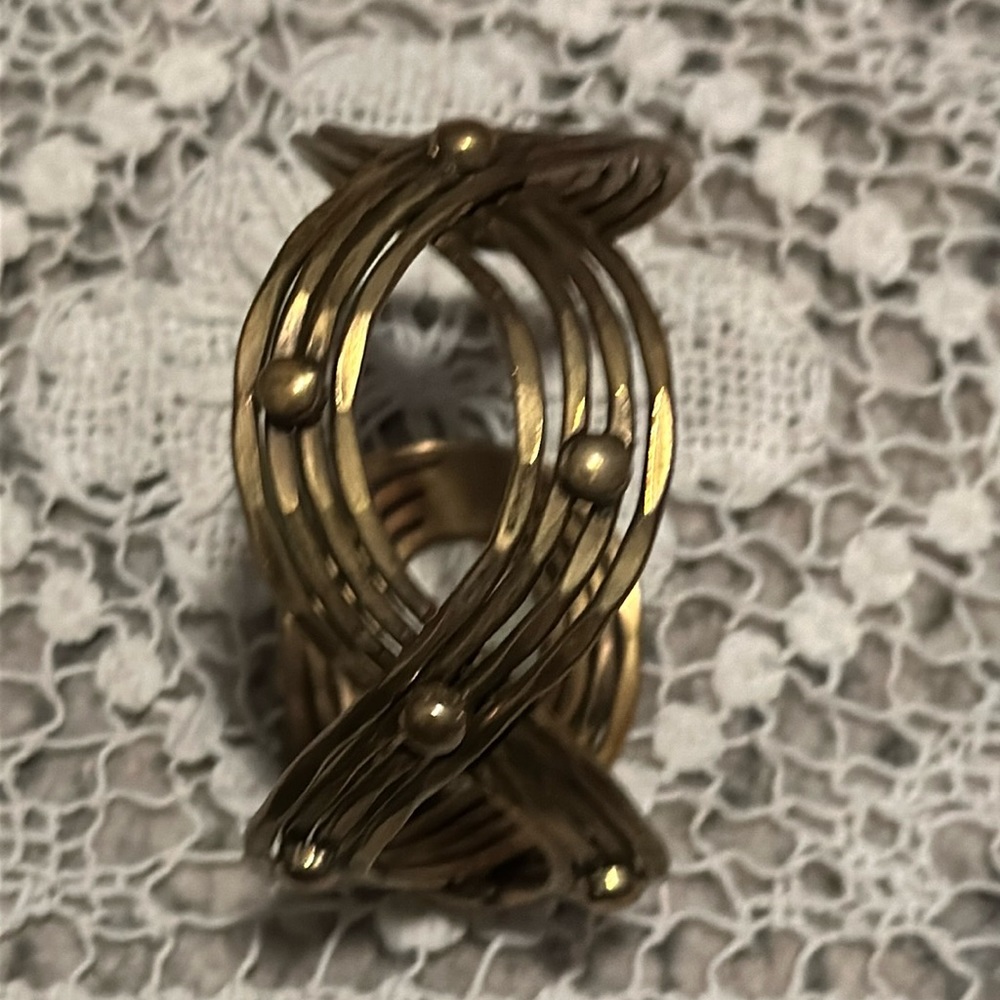 🌺 Brass Lace Tribal Bracelet - Picture 7 of 8